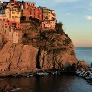 https://casa-mari-luni.hotelitalianriviera.com