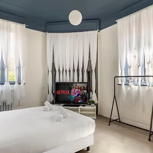 https://apt-residenza-900.it-lombardy.com